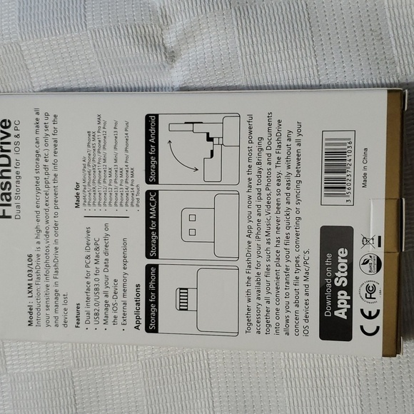 NIB! 64gb USB Flash Drive 3.0 Dual Storage for iOS & PC - Picture 4 of 4